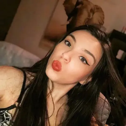 Giovanna, 23 anni — incontri extraconiugali a Catania
