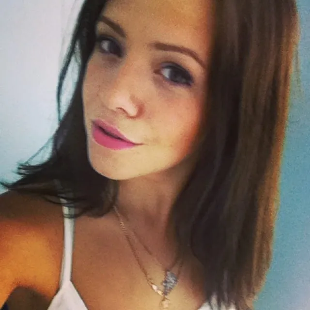 Elena, 22 anni — incontri extraconiugali a Battipaglia