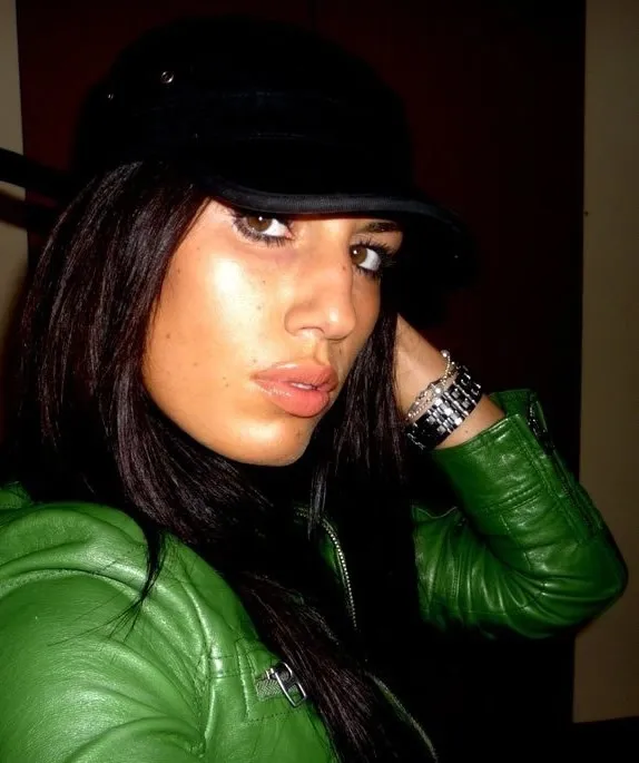 Donatella, 40 anni — incontri extraconiugali a Andria