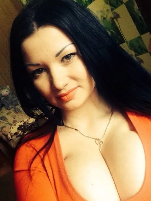 Carmen, 27 anni — incontri extraconiugali a Pallanza-Intra-Suna