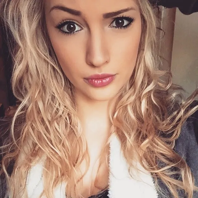 Lucia, 22 anni — incontri extraconiugali a Roma
