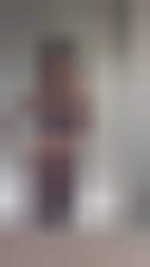 Zoe, 23 anni — incontri extraconiugali a Pesaro