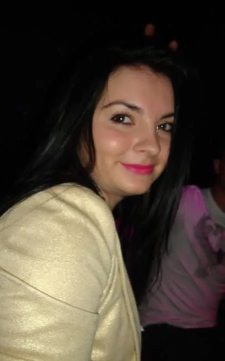 Mina, 20 anni — incontri extraconiugali a Andria