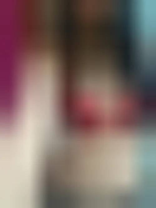 Giulia, 24 anni — incontri extraconiugali a Trieste