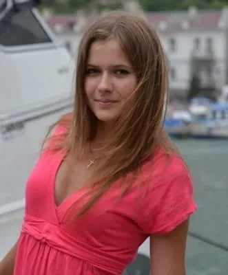 Nikita, 22 anni — incontri extraconiugali a Fuorigrotta
